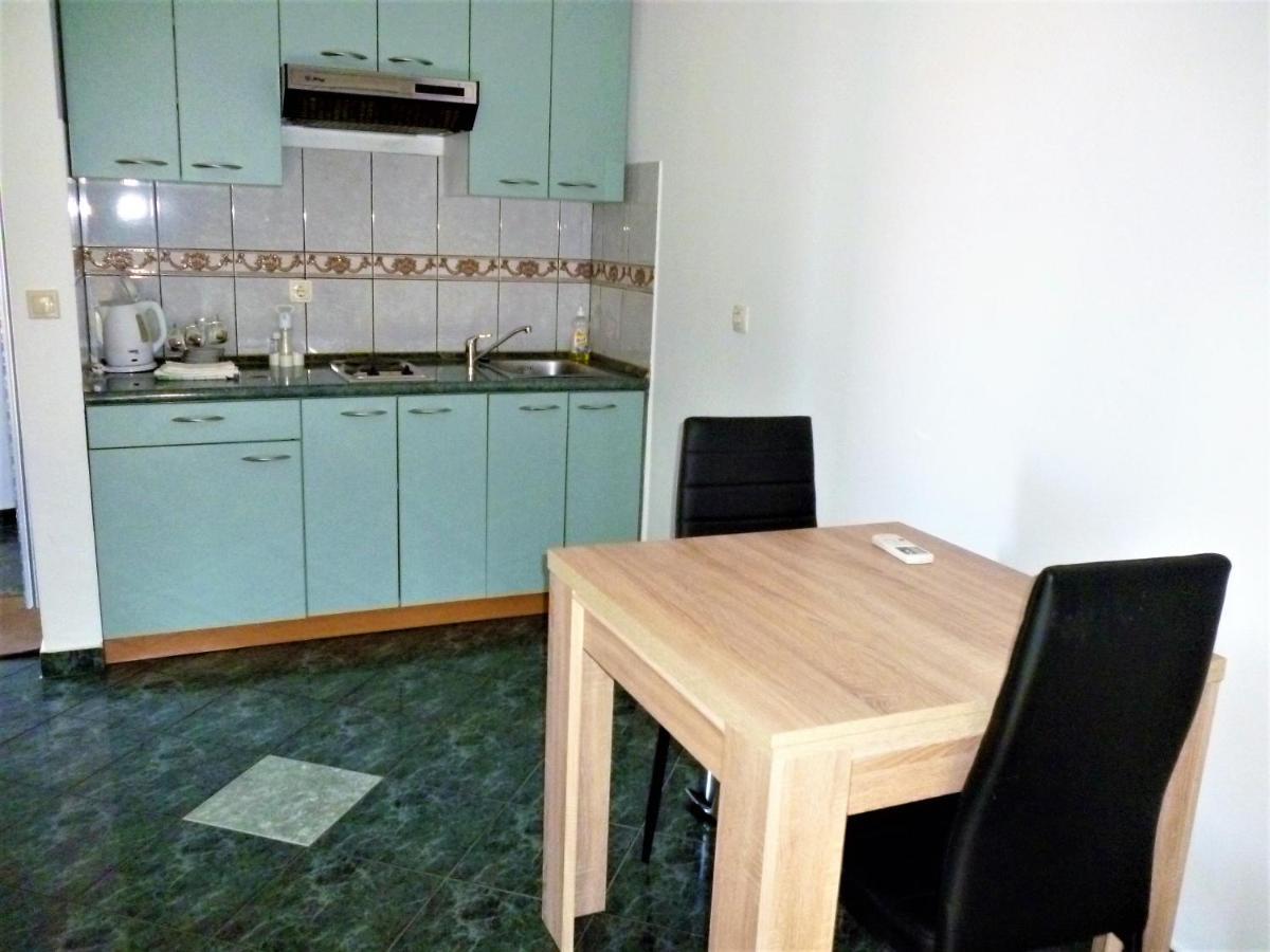 פוסדריה Apartments & Rooms Lucie מראה חיצוני תמונה