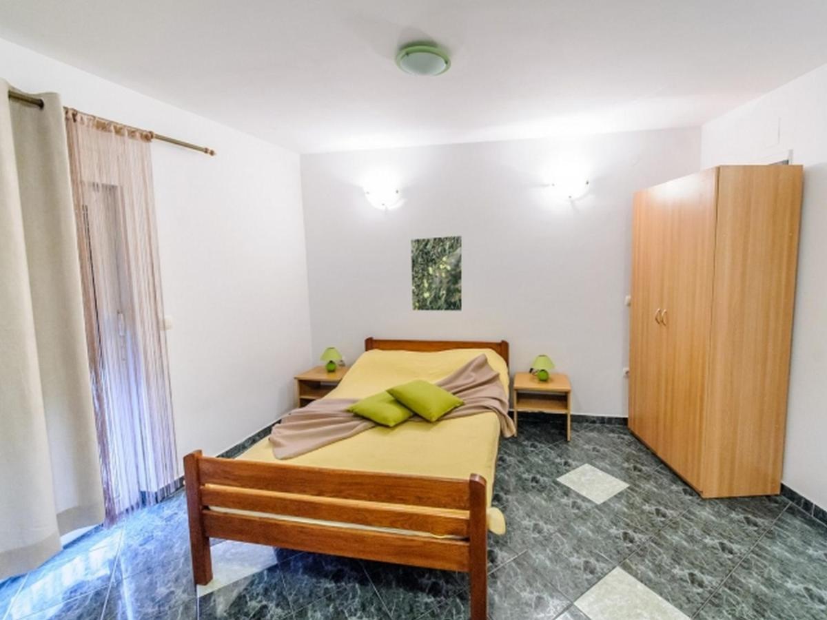 פוסדריה Apartments & Rooms Lucie מראה חיצוני תמונה